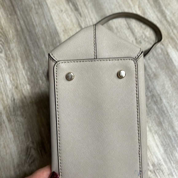 KATE SPADE
Cedar Street Maisie Gray Leather Satchel with crossbody strap - Picture 4 of 8